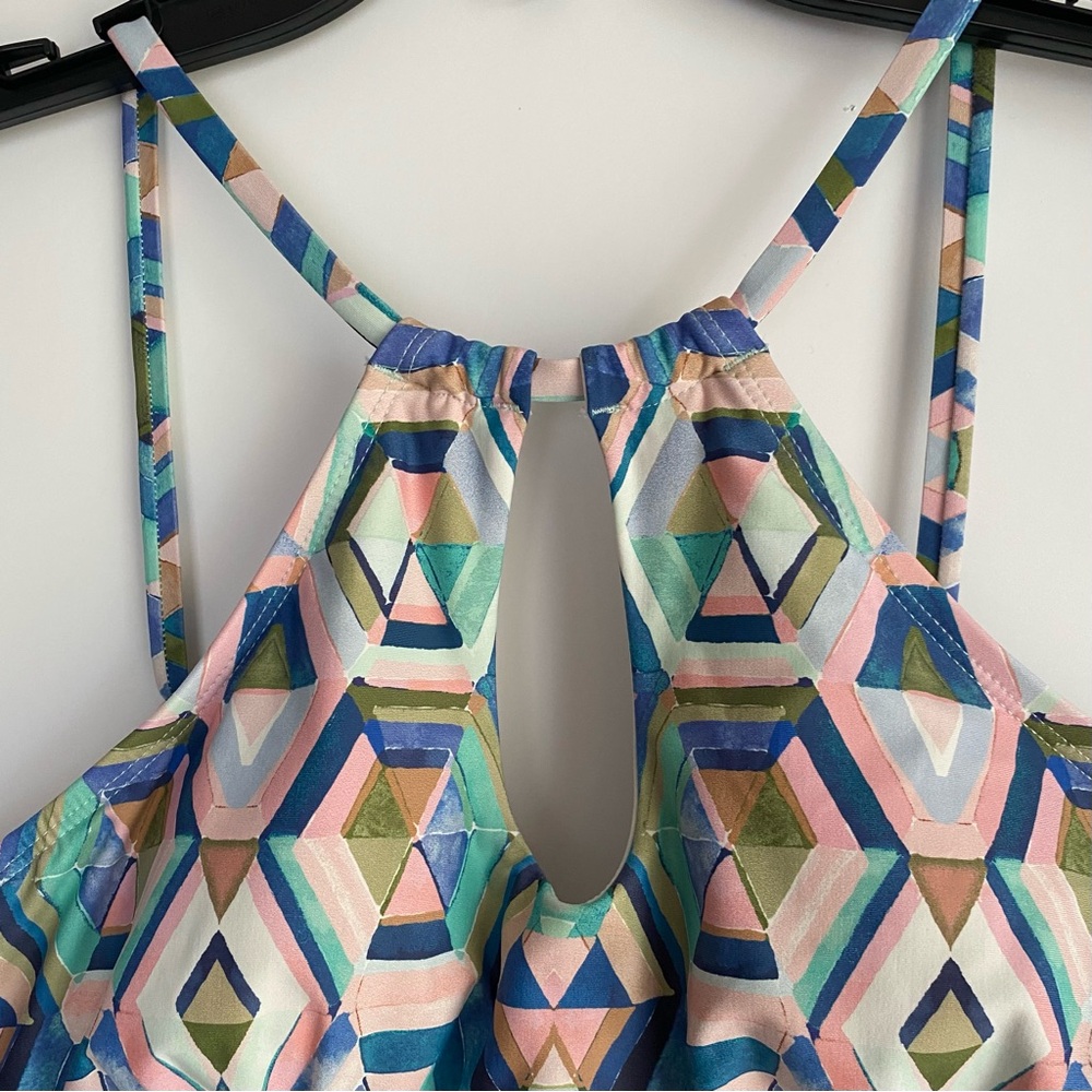 La Blanca Keyhole Tankini Bathing Suit Top. Size 6 - Picture 9 of 12